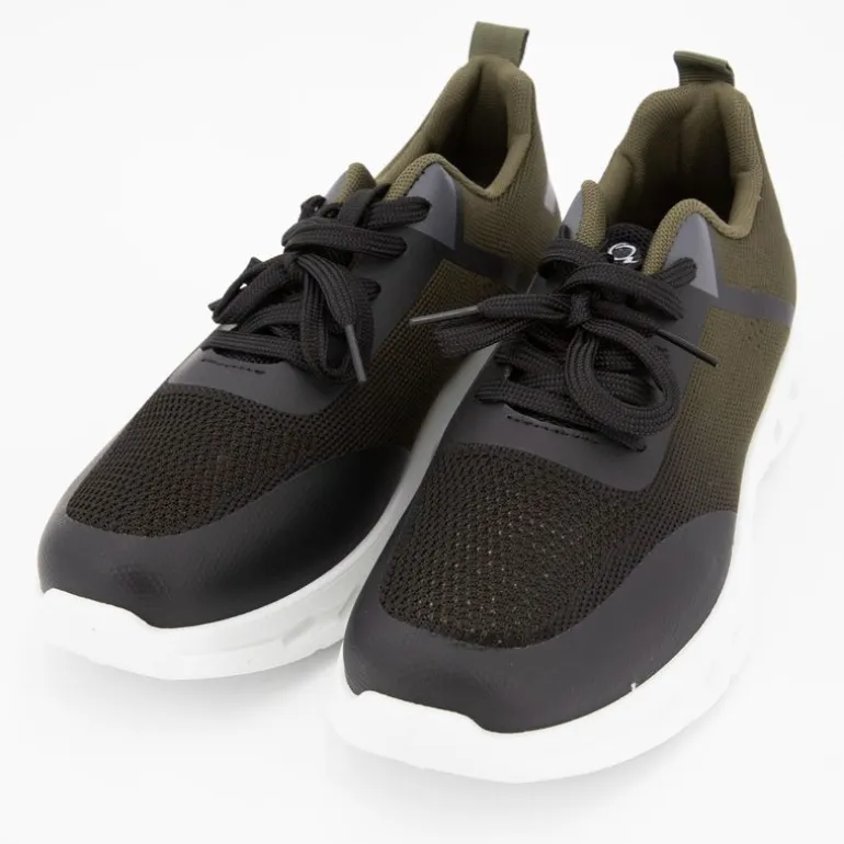 Baskets semelle épaisse perforée k51811 Homme NEW ONE