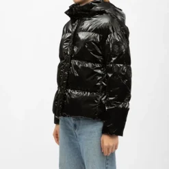 Doudoune courte à capuche noir brillant nelly Femme LA PETITE ETOILE