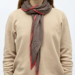 Grande écharpe légère douce 1mx2,50m avec bordure orange corail Mixte THE KOOPLES