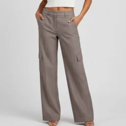 Pantalon style cargo à carreaux Femme ONLY