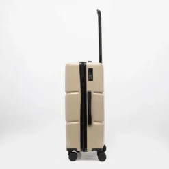 Valise moyenne rigide 4 roues compartiments PIERRE CARDIN